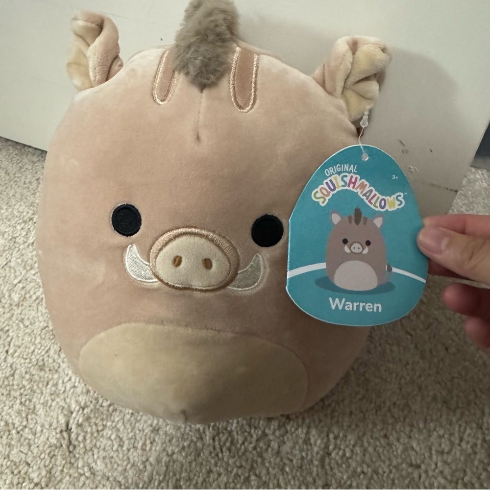 Squishmallow Warren the boar